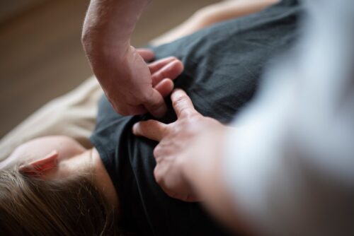 thai massage session